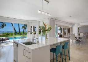 5641 Kalanianaole Highway,Honolulu,Hawaii,96821,5 ベッドルーム ベッドルーム,5 バスルームバスルーム,一戸建て,Kalanianaole,18283265