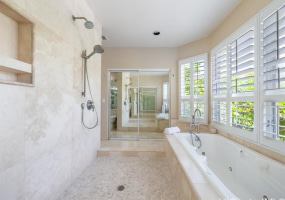 5641 Kalanianaole Highway,Honolulu,Hawaii,96821,5 ベッドルーム ベッドルーム,5 バスルームバスルーム,一戸建て,Kalanianaole,18283265