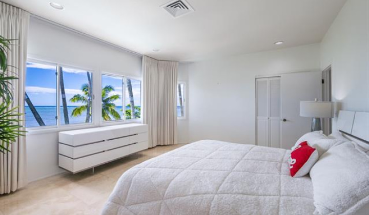 5641 Kalanianaole Highway,Honolulu,Hawaii,96821,5 ベッドルーム ベッドルーム,5 バスルームバスルーム,一戸建て,Kalanianaole,18283265