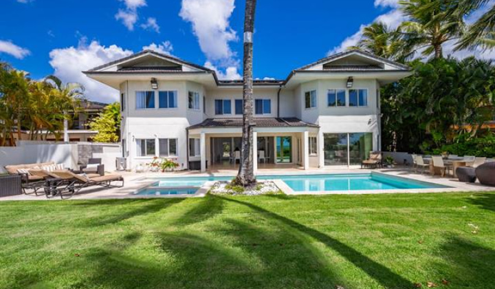 5641 Kalanianaole Highway,Honolulu,Hawaii,96821,5 ベッドルーム ベッドルーム,5 バスルームバスルーム,一戸建て,Kalanianaole,18283265