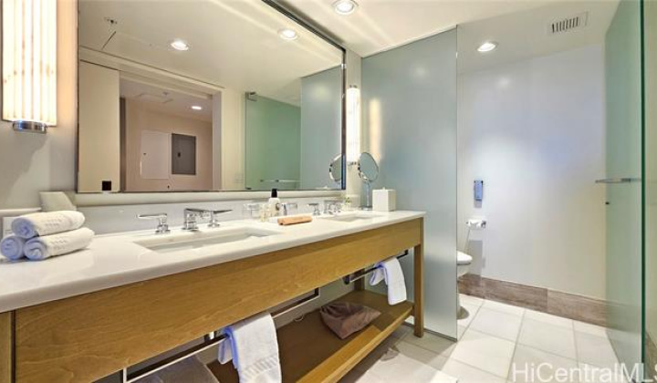 383 Kalaimoku Street,Honolulu,Hawaii,96815,1 BathroomBathrooms,Condo/Townhouse,Kalaimoku,17,19456184