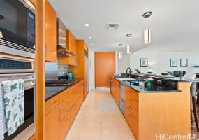 1288 Ala Moana Boulevard,Honolulu,Hawaii,96814,3 ベッドルーム ベッドルーム,2 バスルームバスルーム,コンド / タウンハウス,Ala Moana,11,18284794