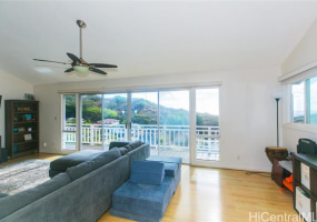 1059 Kamehame Drive,Honolulu,Hawaii,96825,3 ベッドルーム ベッドルーム,3 バスルームバスルーム,一戸建て,Kamehame,18285157