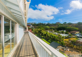 1059 Kamehame Drive,Honolulu,Hawaii,96825,3 ベッドルーム ベッドルーム,3 バスルームバスルーム,一戸建て,Kamehame,18285157