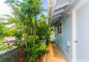 1059 Kamehame Drive,Honolulu,Hawaii,96825,3 ベッドルーム ベッドルーム,3 バスルームバスルーム,一戸建て,Kamehame,18285157
