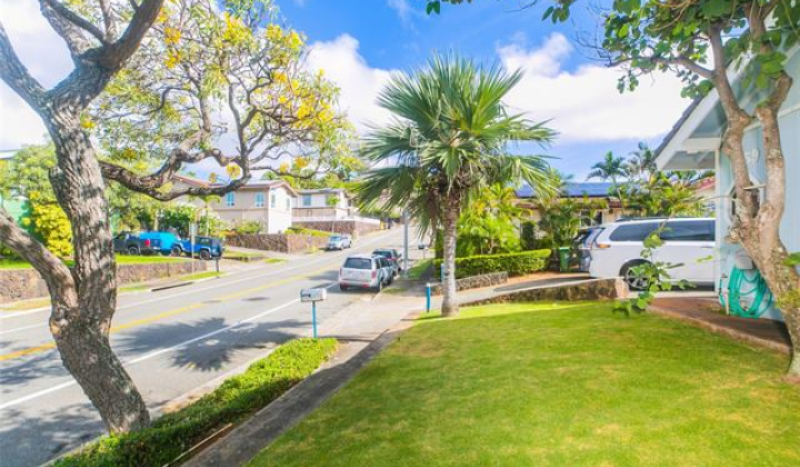 425 Ena Road,Honolulu,Hawaii,96815,1 Bedroom Bedrooms,1 BathroomBathrooms,Condo/Townhouse,Ena,3,17861232