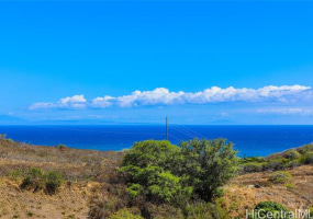 1059 Kamehame Drive,Honolulu,Hawaii,96825,3 ベッドルーム ベッドルーム,3 バスルームバスルーム,一戸建て,Kamehame,18285157
