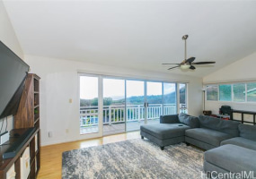 1059 Kamehame Drive,Honolulu,Hawaii,96825,3 ベッドルーム ベッドルーム,3 バスルームバスルーム,一戸建て,Kamehame,18285157