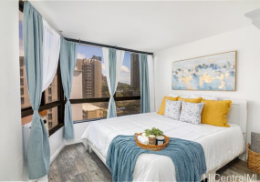 320 Liliuokalani Avenue,Honolulu,Hawaii,96815,2 ベッドルーム ベッドルーム,1 バスルームバスルーム,コンド / タウンハウス,Liliuokalani,9,18285261