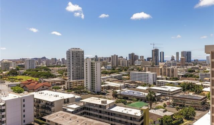 1630 Liholiho Street,Honolulu,Hawaii,96822,1 Bedroom Bedrooms,1 BathroomBathrooms,Condo/Townhouse,Liholiho,14,18285549