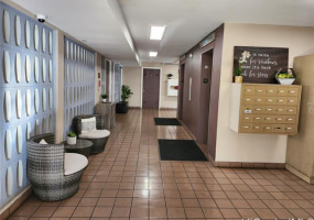 731 Amana Street,Honolulu,Hawaii,96814,2 Bedrooms Bedrooms,2 BathroomsBathrooms,Condo/Townhouse,Amana,10,18285700