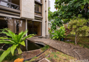 300 Wai Nani Way,Honolulu,Hawaii,96815,1 ベッドルーム ベッドルーム,1 バスルームバスルーム,コンド / タウンハウス,Wai Nani,11,18741645
