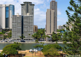 1288 Ala Moana Boulevard,Honolulu,Hawaii,96814,3 ベッドルーム ベッドルーム,3 バスルームバスルーム,コンド / タウンハウス,Ala Moana,40,17463534