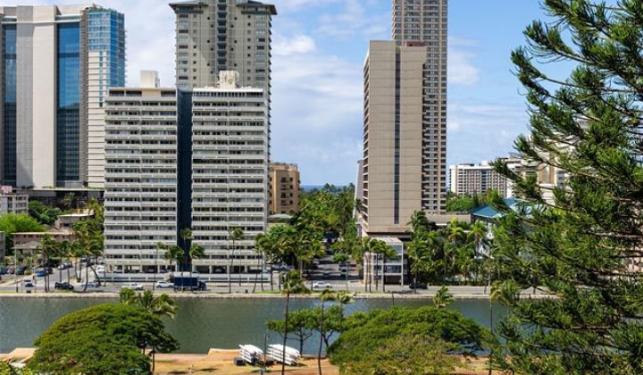 500 大学 Avenue,Honolulu,Hawaii,96826,3 ベッドルーム ベッドルーム,2 バスルームバスルーム,コンド / タウンハウス,University,9,18286144