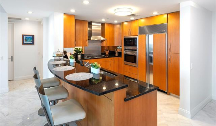 1288 Ala Moana Boulevard,Honolulu,Hawaii,96814,2 Bedrooms Bedrooms,2 BathroomsBathrooms,Condo/Townhouse,Ala Moana,5,18286259