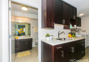 2442 Kuhio Avenue,Honolulu,Hawaii,96815,2 ベッドルーム ベッドルーム,1 バスルームバスルーム,コンド / タウンハウス,Kuhio,9,18286729