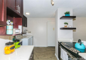 2442 Kuhio Avenue,Honolulu,Hawaii,96815,2 ベッドルーム ベッドルーム,1 バスルームバスルーム,コンド / タウンハウス,Kuhio,9,18286729