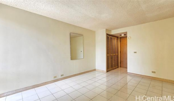 431 Nahua Street,Honolulu,Hawaii,96815,2 Bedrooms Bedrooms,2 BathroomsBathrooms,Condo/Townhouse,Nahua,8,18287315