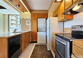 431 Nahua Street,Honolulu,Hawaii,96815,2 Bedrooms Bedrooms,2 BathroomsBathrooms,Condo/Townhouse,Nahua,8,18287315