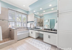 114 Kokololio Place,Honolulu,Hawaii,96821,3 Bedrooms Bedrooms,2 BathroomsBathrooms,Single family,Kokololio,18287401