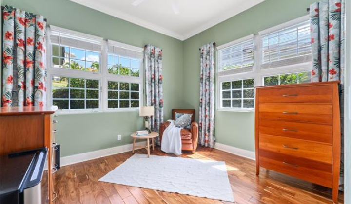 114 Kokololio Place,Honolulu,Hawaii,96821,3 Bedrooms Bedrooms,2 BathroomsBathrooms,Single family,Kokololio,18287401