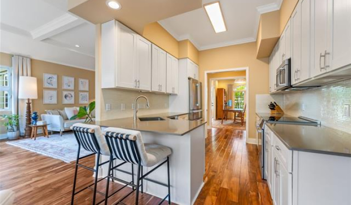 114 Kokololio Place,Honolulu,Hawaii,96821,3 Bedrooms Bedrooms,2 BathroomsBathrooms,Single family,Kokololio,18287401