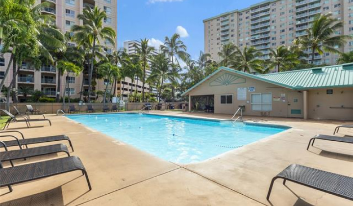3009 Ala Makahala Place,Honolulu,Hawaii,96818,2 Bedrooms Bedrooms,1 BathroomBathrooms,Condo/Townhouse,Ala Makahala,17,19460280
