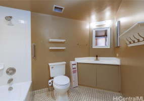 300 Wai Nani Way,Honolulu,Hawaii,96815,1 Bedroom Bedrooms,1 BathroomBathrooms,Condo/Townhouse,Wai Nani,20,19006410