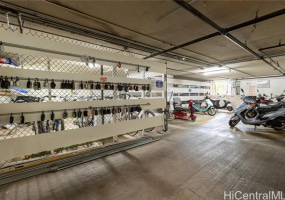 300 Wai Nani Way,Honolulu,Hawaii,96815,1 Bedroom Bedrooms,1 BathroomBathrooms,Condo/Townhouse,Wai Nani,20,19006410