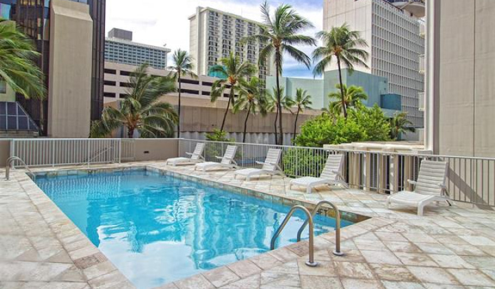 364 Seaside Avenue,Honolulu,Hawaii,96815,1 BathroomBathrooms,Condo/Townhouse,Seaside,4,18288018