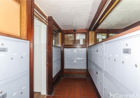 1541 Dominis Street,Honolulu,Hawaii,96822,1 ベッドルーム ベッドルーム,1 バスルームバスルーム,コンド / タウンハウス,Dominis,16,18744630