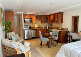 364 Seaside Avenue,Honolulu,Hawaii,96815,1 BathroomBathrooms,Condo/Townhouse,Seaside,4,18288018