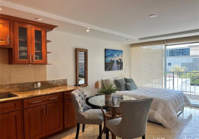 364 Seaside Avenue,Honolulu,Hawaii,96815,1 BathroomBathrooms,Condo/Townhouse,Seaside,4,18288018