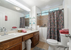 1230 Luna Place,Honolulu,Hawaii,96822,4 ベッドルーム ベッドルーム,2 バスルームバスルーム,一戸建て,Luna,18288168