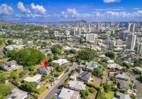 1230 Luna Place,Honolulu,Hawaii,96822,4 ベッドルーム ベッドルーム,2 バスルームバスルーム,一戸建て,Luna,18288168