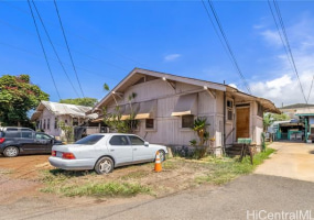 1221 Gulick Avenue,Honolulu,Hawaii,96819,7 Bedrooms Bedrooms,3 BathroomsBathrooms,Single family,Gulick,18288200