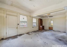 1221 Gulick Avenue,Honolulu,Hawaii,96819,7 Bedrooms Bedrooms,3 BathroomsBathrooms,Single family,Gulick,18288200