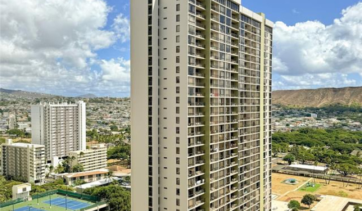 4908 Kilauea Avenue,Honolulu,Hawaii,96816,2 Bedrooms Bedrooms,2 BathroomsBathrooms,Condo/Townhouse,Kilauea,1,17863174