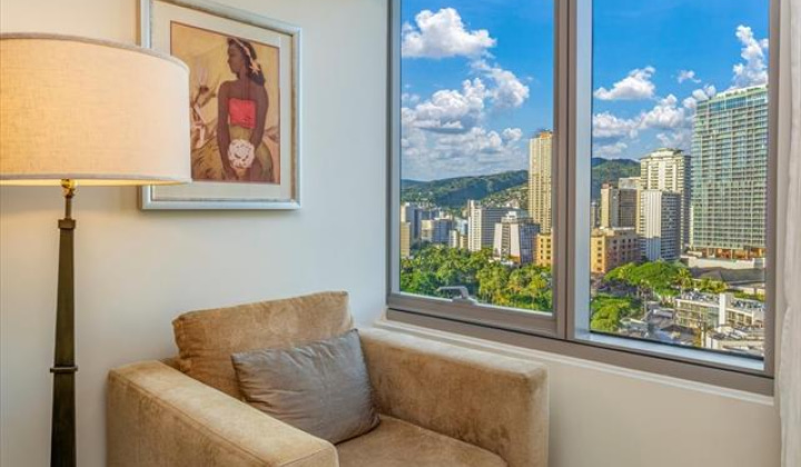 223 Saratoga Road,Honolulu,Hawaii,96815,1 BathroomBathrooms,Condo/Townhouse,Saratoga,17,18288598