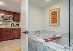 223 Saratoga Road,Honolulu,Hawaii,96815,1 BathroomBathrooms,Condo/Townhouse,Saratoga,17,18288598