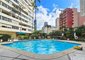 425 Ena Road,Honolulu,Hawaii,96815,1 Bedroom Bedrooms,1 BathroomBathrooms,Condo/Townhouse,Ena,8,17863726