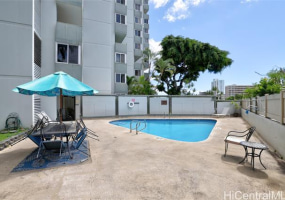 1400 Pensacola Street,Honolulu,Hawaii,96822,2 ベッドルーム ベッドルーム,2 バスルームバスルーム,コンド / タウンハウス,Pensacola,3,18747416