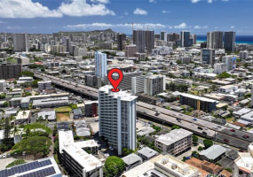 1400 Pensacola Street,Honolulu,Hawaii,96822,2 ベッドルーム ベッドルーム,2 バスルームバスルーム,コンド / タウンハウス,Pensacola,3,18747416