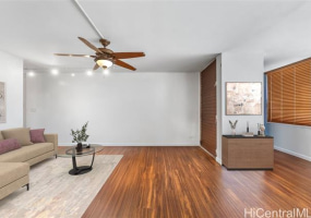 1400 Pensacola Street,Honolulu,Hawaii,96822,2 ベッドルーム ベッドルーム,2 バスルームバスルーム,コンド / タウンハウス,Pensacola,3,18747416