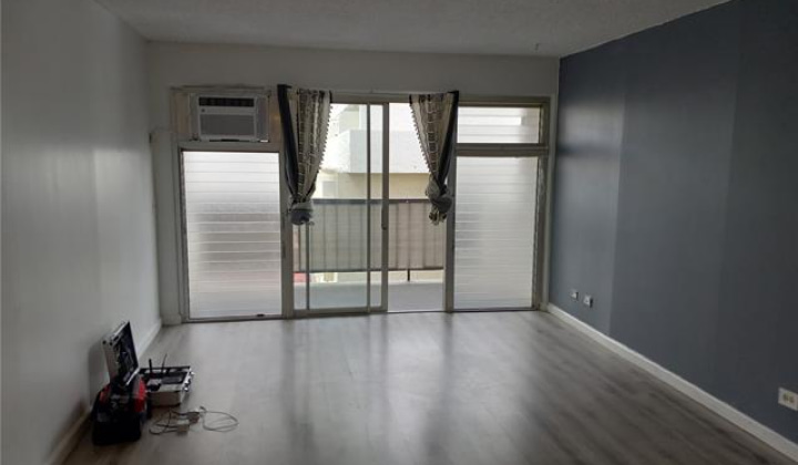 2465 Kuhio Avenue,Honolulu,Hawaii,96815,2 Bedrooms Bedrooms,2 BathroomsBathrooms,Condo/Townhouse,Kuhio,12,19464715