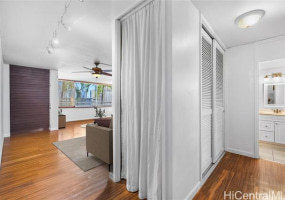 1400 Pensacola Street,Honolulu,Hawaii,96822,2 ベッドルーム ベッドルーム,2 バスルームバスルーム,コンド / タウンハウス,Pensacola,3,18747416