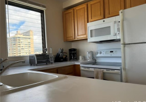 2240 Kuhio Avenue,Honolulu,Hawaii,96815,1 Bedroom Bedrooms,1 BathroomBathrooms,Condo/Townhouse,Kuhio,20,18290203