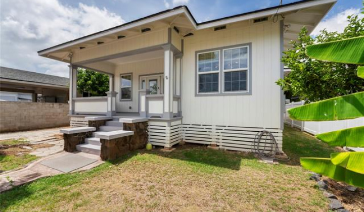 2032 Coyne Street,Honolulu,Hawaii,96826,3 Bedrooms Bedrooms,2 BathroomsBathrooms,Single family,Coyne,18290855