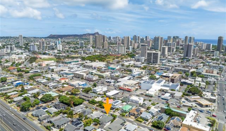 2032 Coyne Street,Honolulu,Hawaii,96826,3 Bedrooms Bedrooms,2 BathroomsBathrooms,Single family,Coyne,18290855