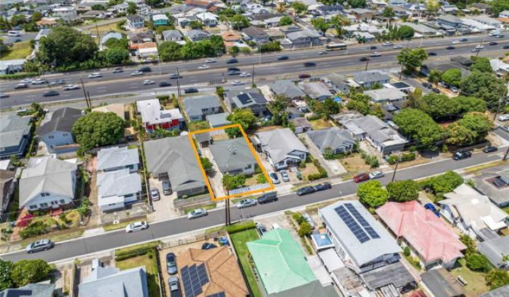2032 Coyne Street,Honolulu,Hawaii,96826,3 Bedrooms Bedrooms,2 BathroomsBathrooms,Single family,Coyne,18290855